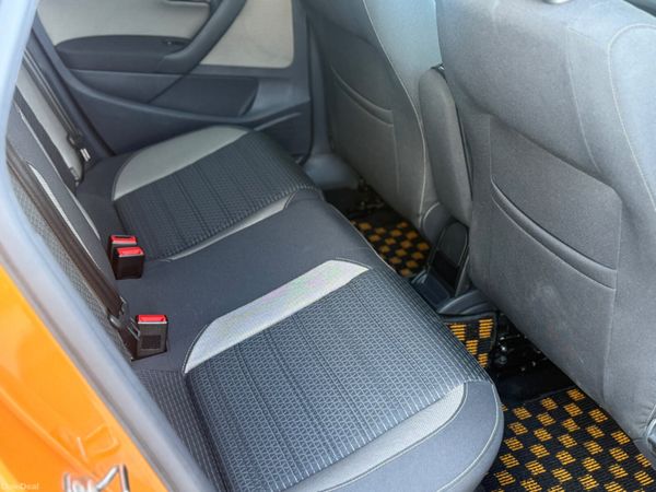 2015 Volkswagen Polo Cross Automatic 391181730
