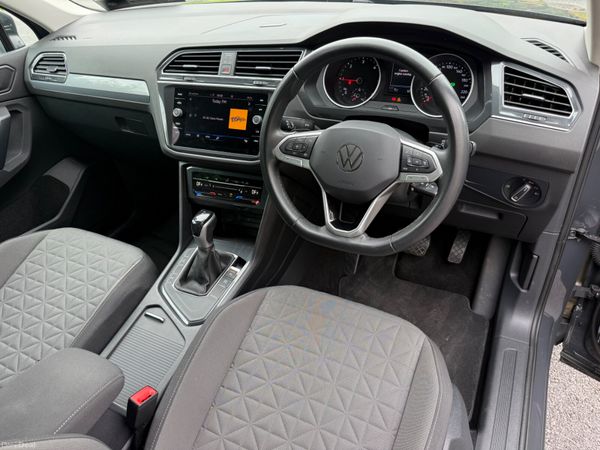 Now Reserved! Stunning 231 Volkswagen Tiguan DSG! 391184562
