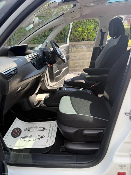 ✅ 7 Seat. Automatic.  Glass-roof.   2-yr Warranty 391190014