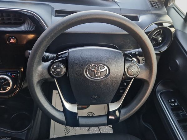 2020 TOYOTA  AQUA 1.5 HYBRID AUTOMATIC *FINANCE* 391197964