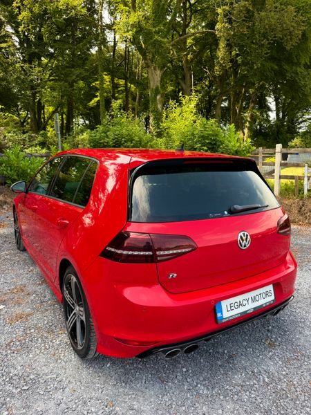 Volkswagen Golf R | 2017 |13,000 KM | 4 MOT AWD | 391100074