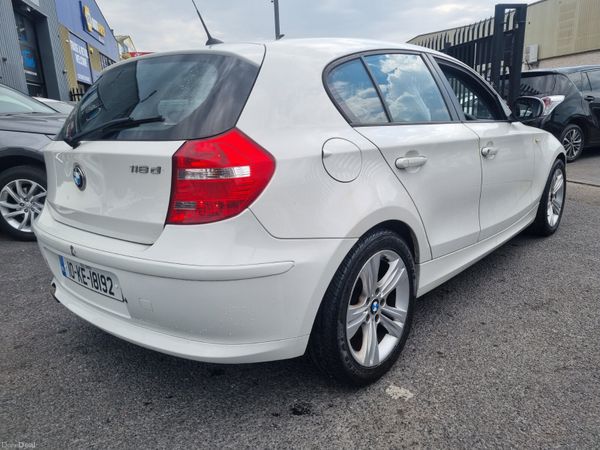 BMW 1-Series 2010 391122802