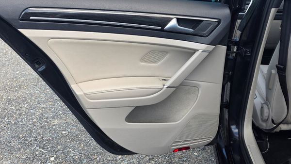 Volkswagen Golf 1.4 TSI Highline| Leather interior 391127252
