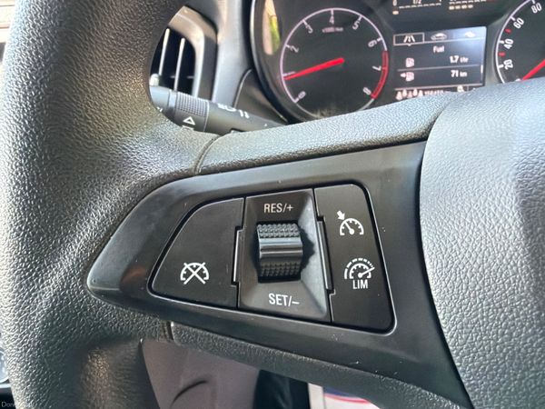 Opel Zafira 2017 SC 1.4 Automatic 7 Seater 391137046