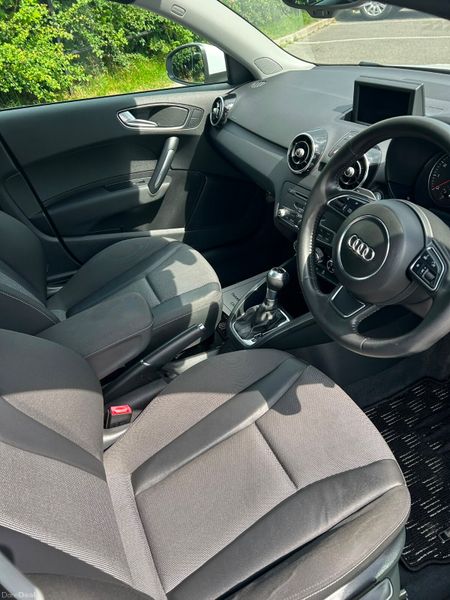 AUDI A1 2012 1.2 PETROL AUTOMATIC 391139686