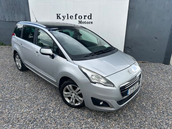 Peugeot 5008 2017 391242262