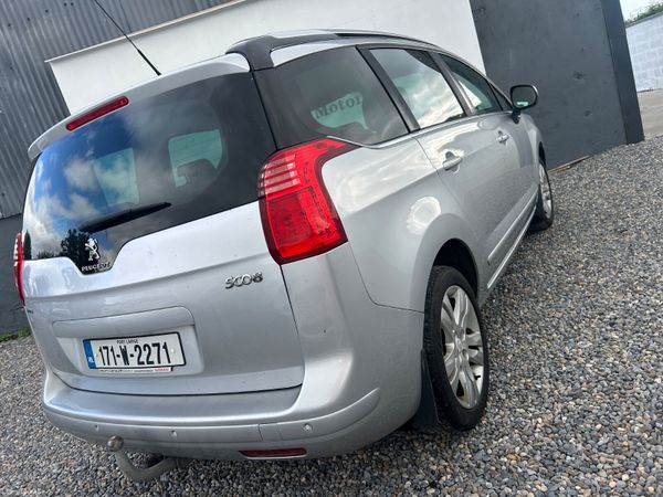 Peugeot 5008 2017 391242270