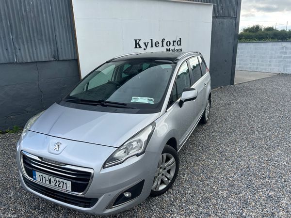 Peugeot 5008 2017 391242286