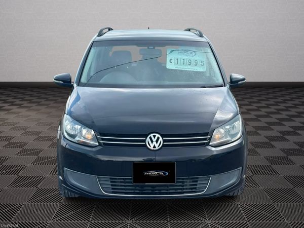 Volkswagen Touran *Automatic* 391345450