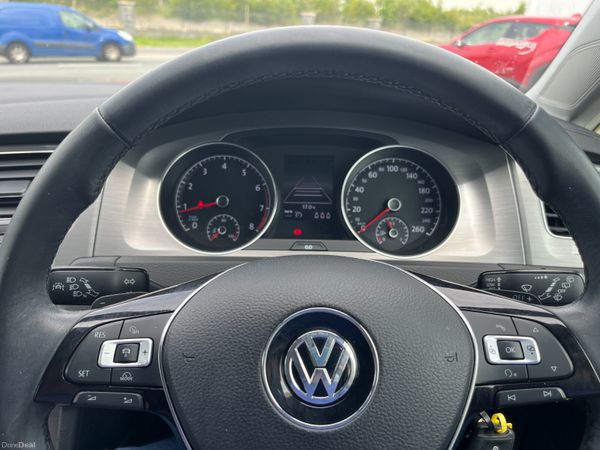 VOLKSWAGEN GOLF 2015, 1.2 5DR AUTO LOW KMS 391348568