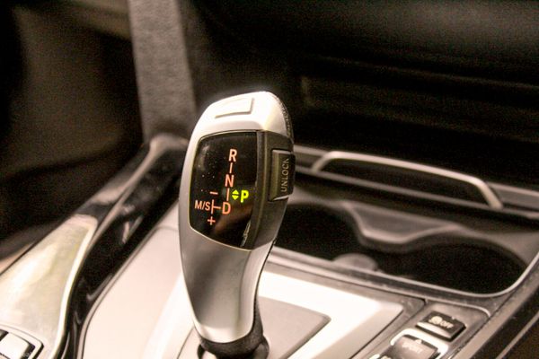 Immaculate BMW Petrol Hybrid 330e 391348856