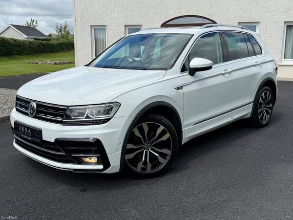 2019 Volkswagen Tiguan R-Line Panoramic Sunroof 391391844