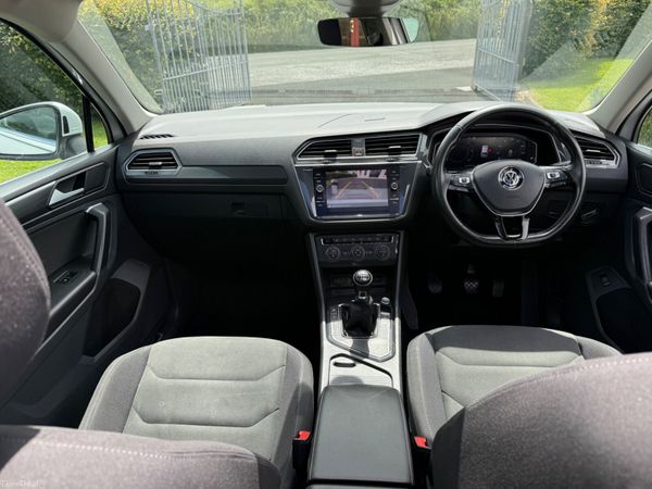 2019 Volkswagen Tiguan R-Line Panoramic Sunroof 391391850