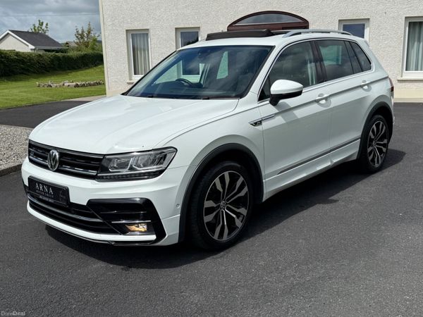 2019 Volkswagen Tiguan R-Line Panoramic Sunroof 391391814