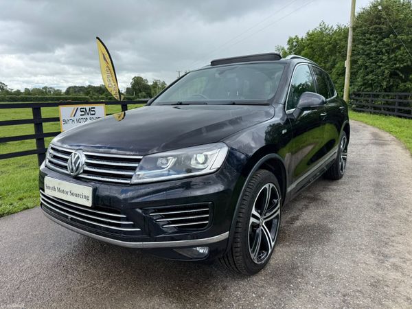 Deposit taken****2018 Volkswagen Touareg R-Line 391393280