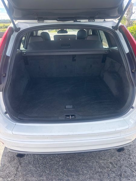2015 Volvo XC60 2.0L Diesel R DESIGN 391467534