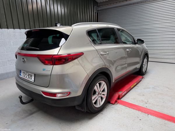 172 KIA SPORTAGE     TOP SPECIAL PLATINUM MODEL ! 391475556