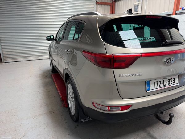 172 KIA SPORTAGE     TOP SPECIAL PLATINUM MODEL ! 391475558