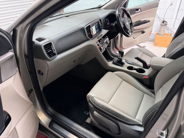 172 KIA SPORTAGE     TOP SPECIAL PLATINUM MODEL ! 391475566