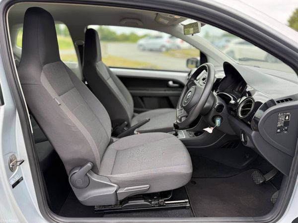 VW UP 2012 1.0L AUTOMATIC PETROL 391480292