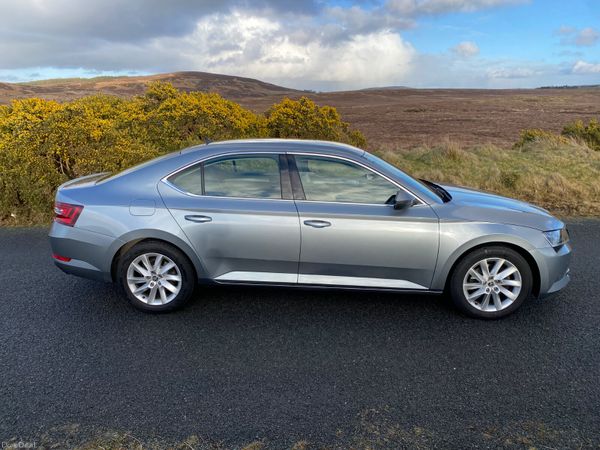 Skoda Superb 2017 style 391485308