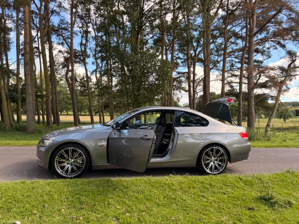 BMW 325 Coupe 2007 391485746