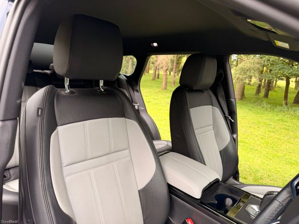 Land Rover Range Rover Evoque 2022 391486550