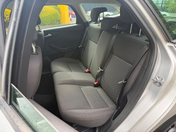 Ford Focus 1.6 TDCI Zetec Estate 391498474