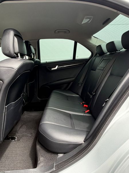 Mercedes-Benz C220d Sport Auto 391421588