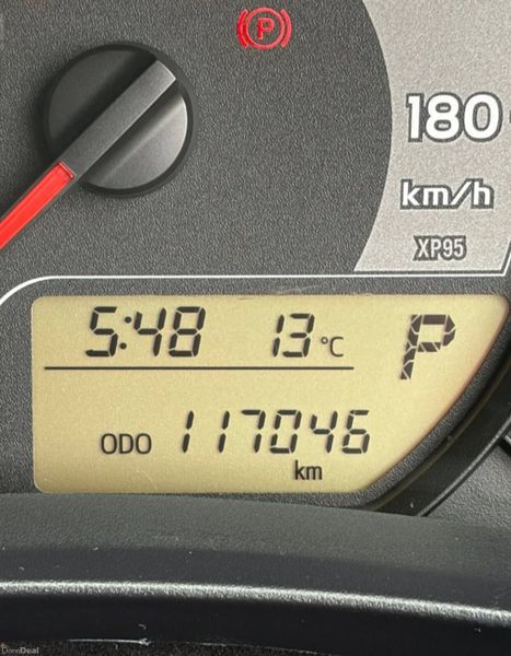 Toyota Vitz 2014 391423952