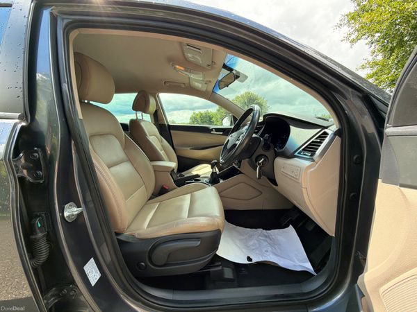Hyundai Tucson 2016 Executive Huge Specs 391428704