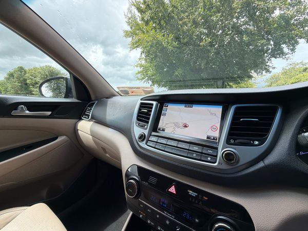 Hyundai Tucson 2016 Executive Huge Specs 391428804