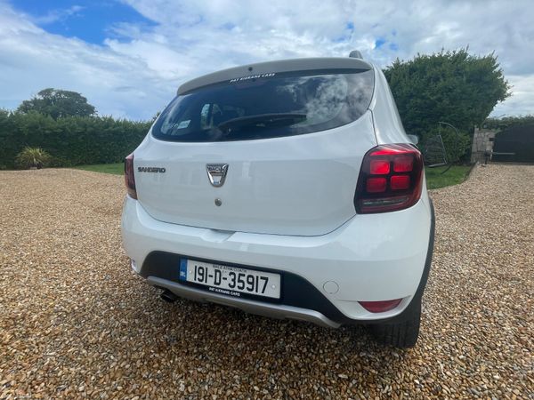 Dacia Sandero Stepway 2019 391430370