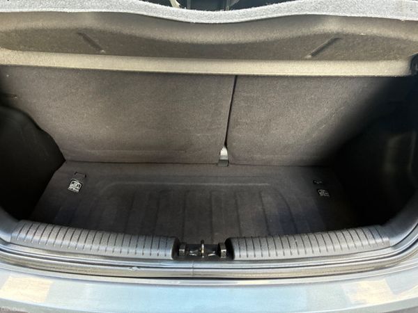 Hyundai i10 2014 391436404