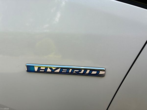 Honda Fit 2018  Automatic Hybrid 391437188
