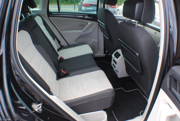Volkswagen Tiguan 2.0L HIGHLINE SUV 2018 391549686