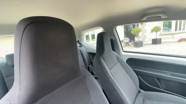 Volkswagen up! 2012 low miles 391550258