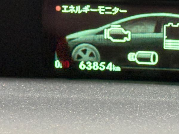 Toyota Prius 2015 391582570