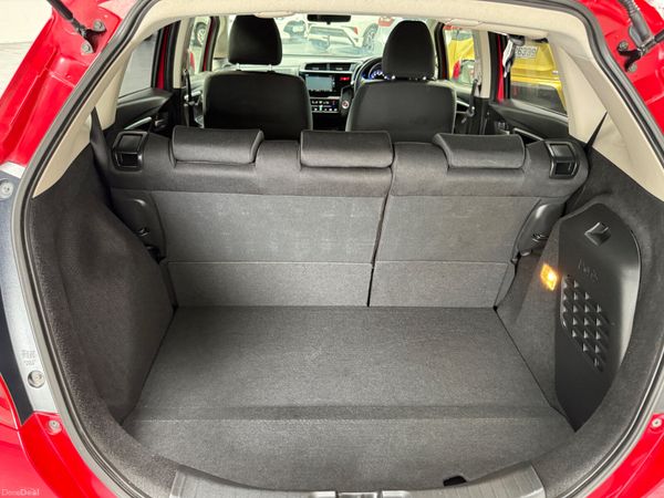 2015 Honda Fit 1.5 Hybrid Automatic,36K KM 391586036