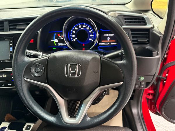 2015 Honda JAZZ/Fit 1.5 Hybrid Automatic 36K KM 391586128