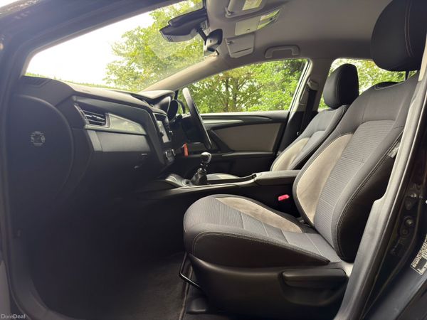 2018 Toyota Avensis 1.6 D-4D (112) Luna 391509714