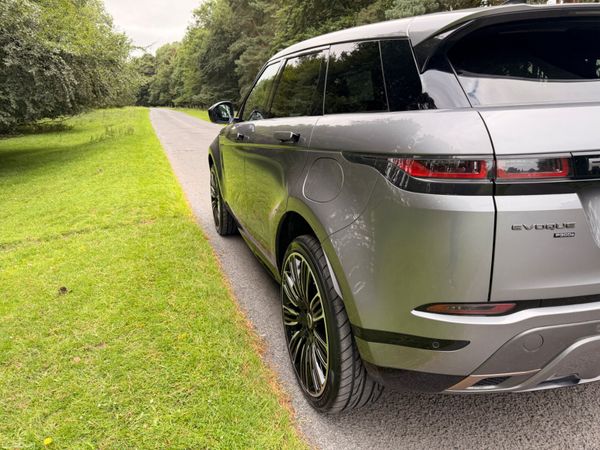 Land Rover Range Rover Evoque 2021 391641540