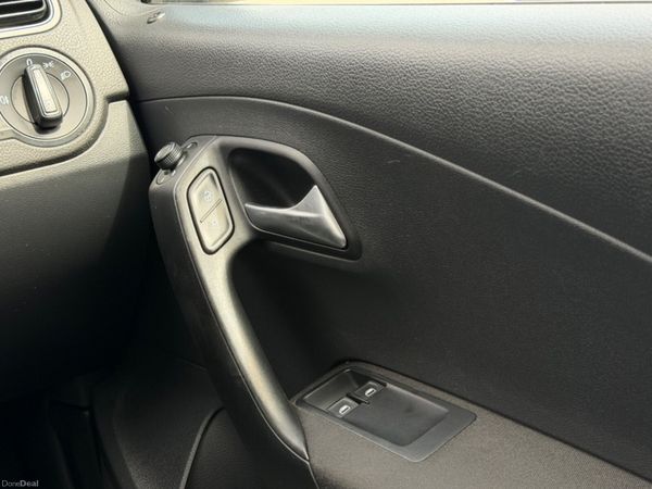 Volkswagen Polo TRENDLINE 391658732