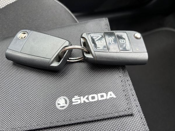 Skoda Fabia 2017 391662660