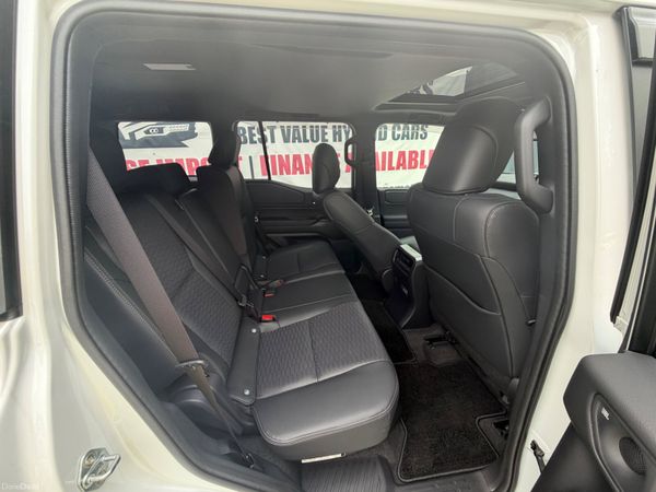 Toyota LC 2025 7 seater 391671342