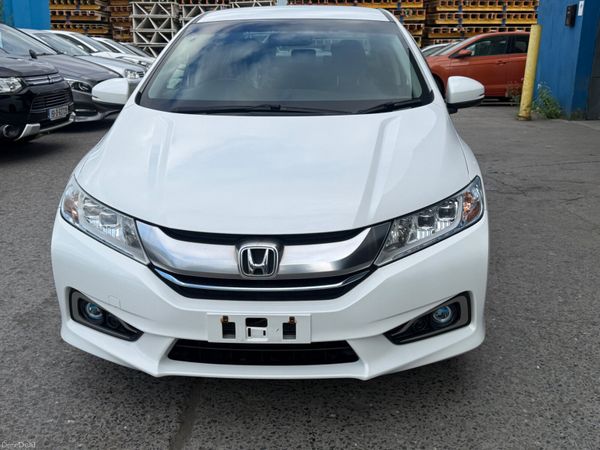 2015 Honda Grace Hybrid Automatic 391675480