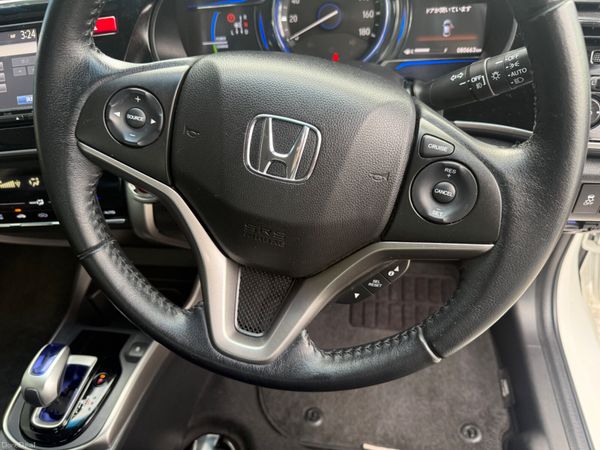 2015 Honda Grace Hybrid Automatic 391675486