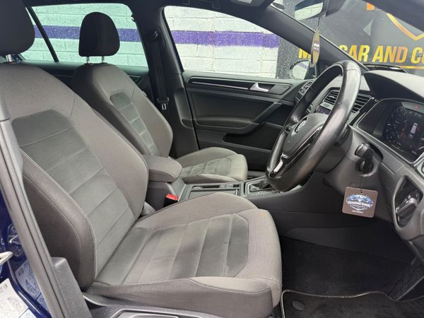 Volkswagen Golf Highline 2017 391678618