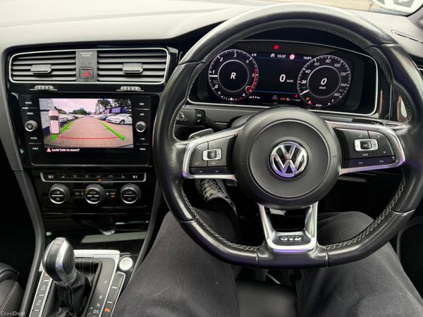 Volkswagen Golf GTD 2019 391678790