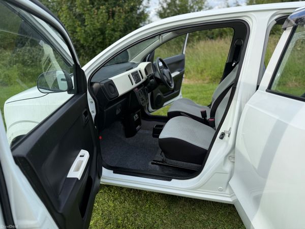 Suzuki Alto 2017 391680164